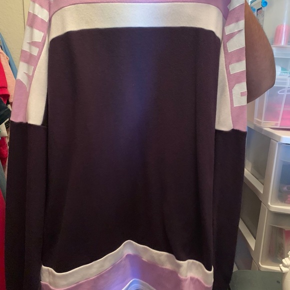 Victoria's Secret Pink New Oversize Lace Up Varsity Crew Plum Purple (Medium) - Picture 2 of 2